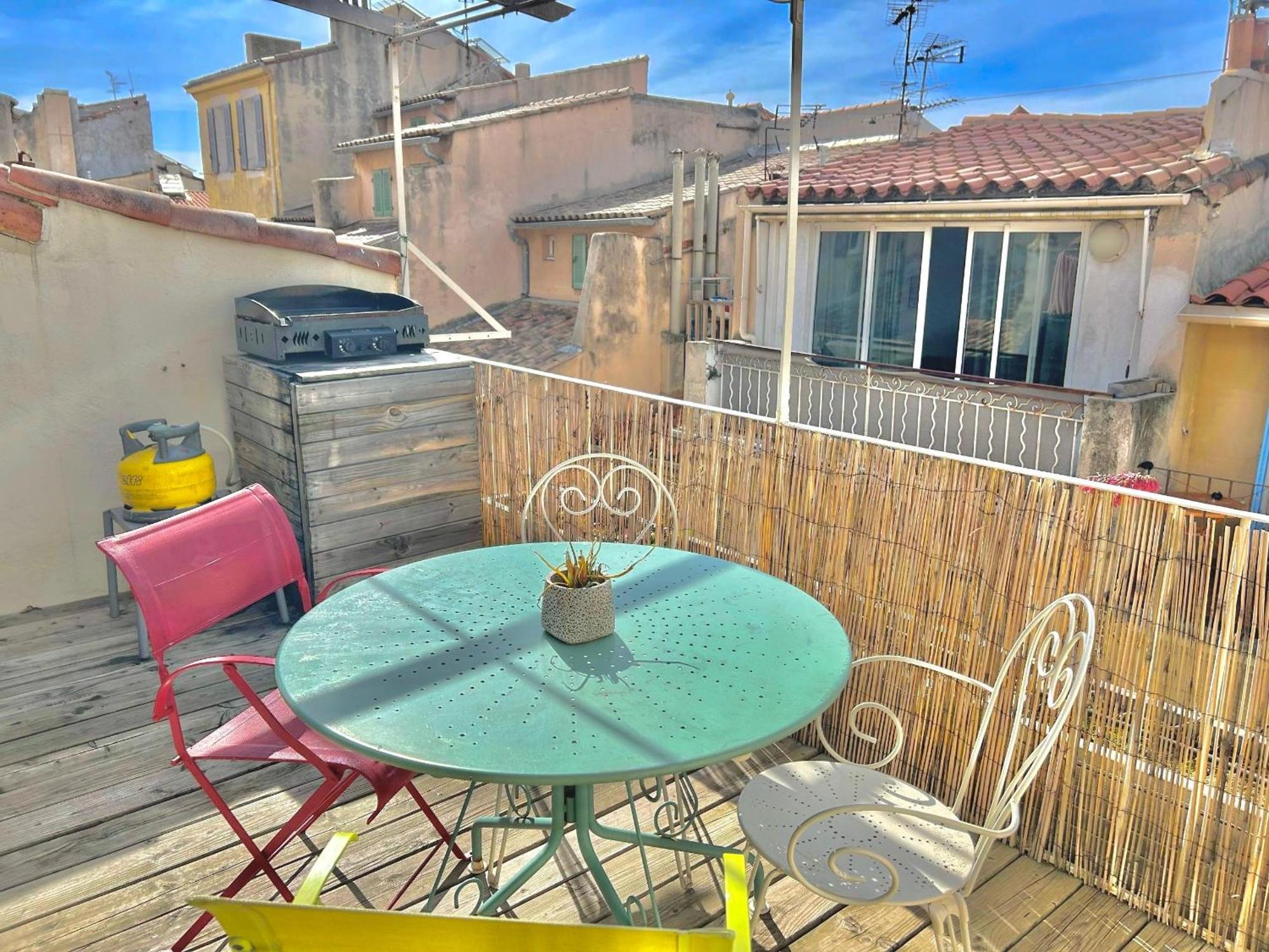 Le Panier - Joli Duplex Centre Ville Historique Avec Grande Terrasse Et Balneo Proche Vieux Port Марсилия Екстериор снимка